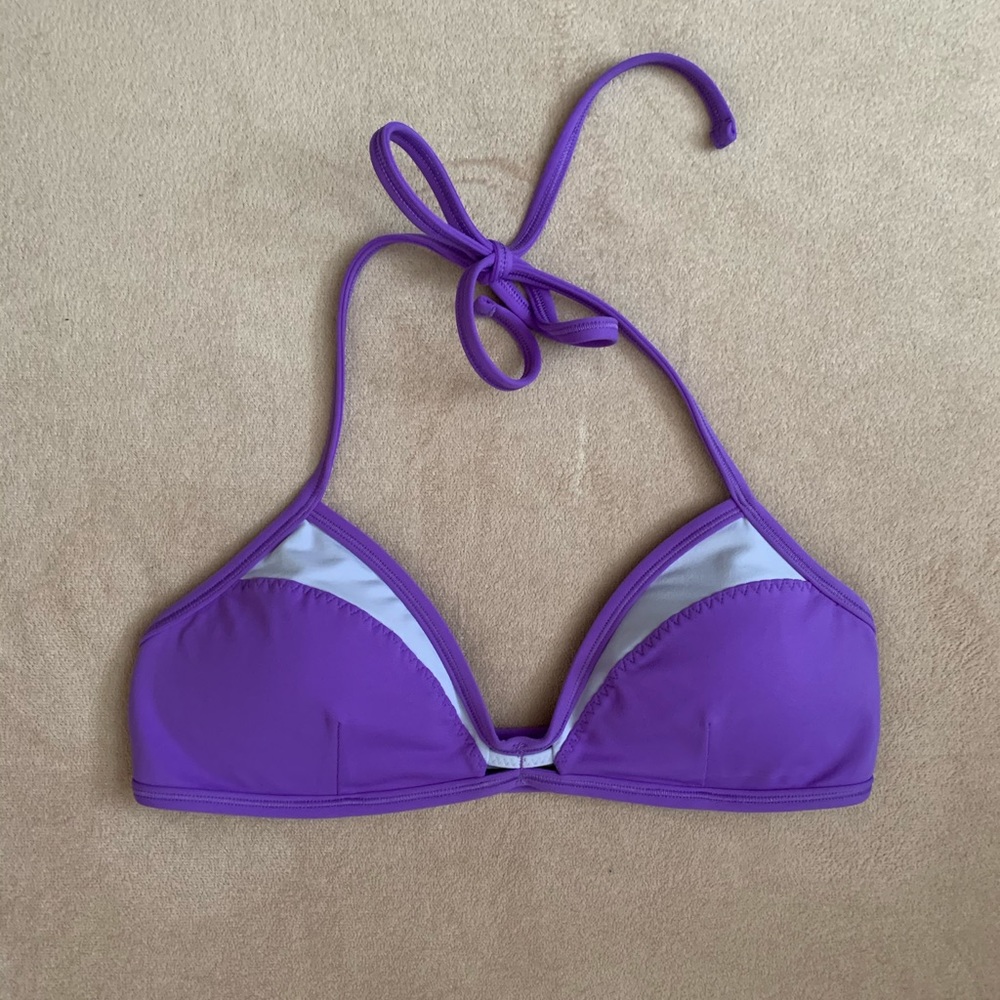 💜Lululemon Bikini Top💜 Size 4
